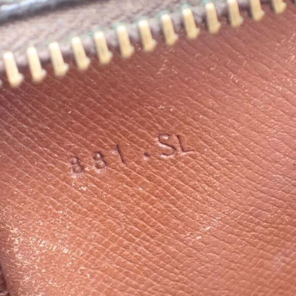 LOUIS VUITTON Compiegne 28 Clutch Hand Bag Monogram Leather Brown M51845 08EF463 - Picture 15 of 16